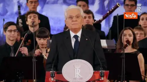 Mattarella: "2 giugno festa degli italiani"