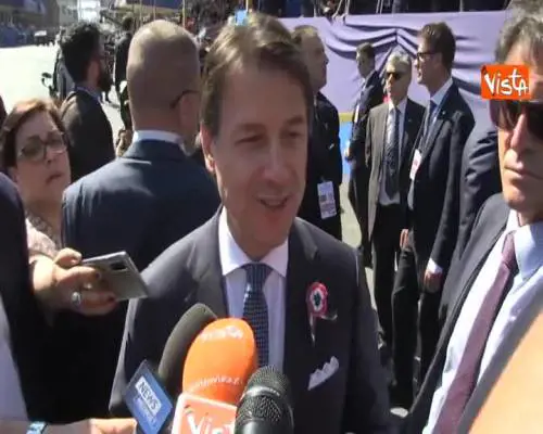 Conte: "Festeggio 2 giugno anche l'anno prossimo? La Repubblica si festeggia sempre"