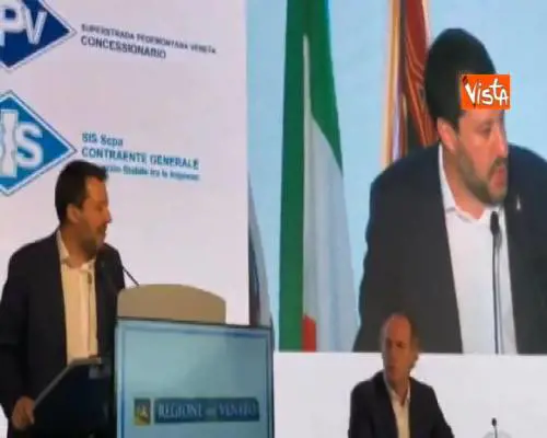 Flat tax, Salvini: "O si fa o si muore, Conte ha pieno mandato"