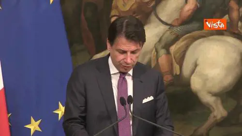 Conte: "Di Maio e Salvini dicano chiaramente se hanno intenzione di andare avanti"