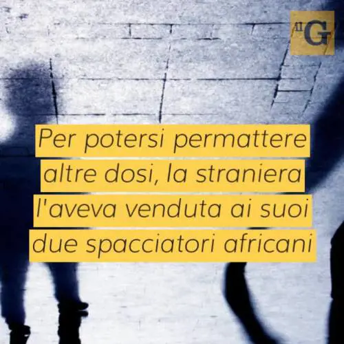 Durante l'interrogatorio il pusher salta da finestra e fugge