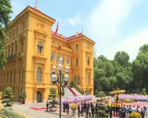 Conte in Vietnam per il bilaterale con il primo ministro Phuc