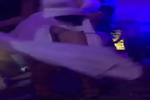 Mila Suarez, "ops" alla festa del GF 16