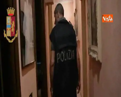 Estorsioni con metodo mafioso, arrestati due appartenenti ai Casamonica a Roma 