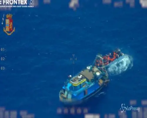 Frontex svela il "trucco" degli scafisti