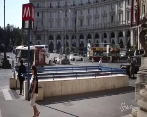 Roma, riapre la fermata metro di Repubblica