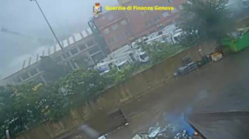 Genova, spunta un nuovo video del crollo del ponte Morandi