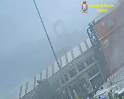Ponte Morandi, il video del crollo mai diffuso