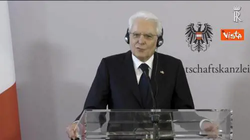 Sea Watch, Mattarella: "Auspico abbassamento generale dei toni"