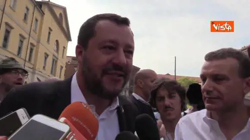 Migranti, Salvini alla Trenta: “Non rispondo alle polemiche, qualcuno si è svegliato nervosetto”