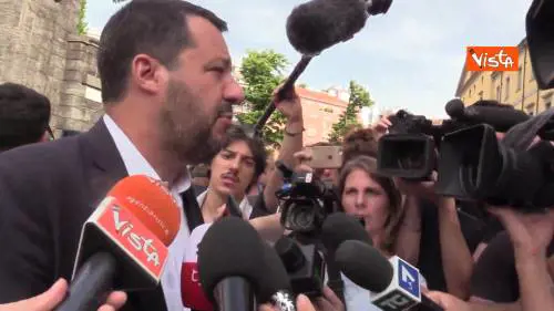 Migranti, Salvini: “La sinistra è passata da Berlinguer a Carola Rackete, dispiace”