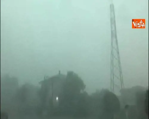 Maltempo Marche, la tempesta si abbatte su Ancona 