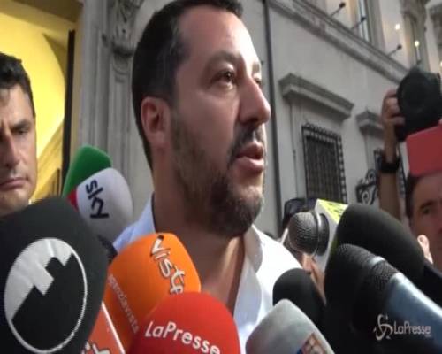 Fondi russi a Lega, Salvini: "Io non c'entro"