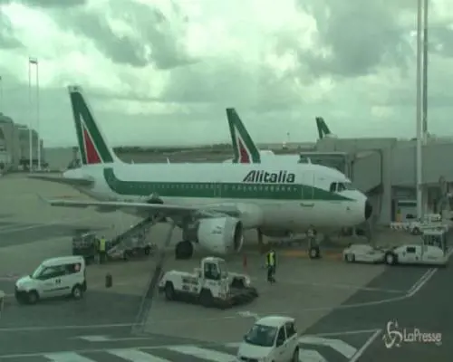 Alitalia: offerte di Toto, Lotito, Atlantia e Avianca