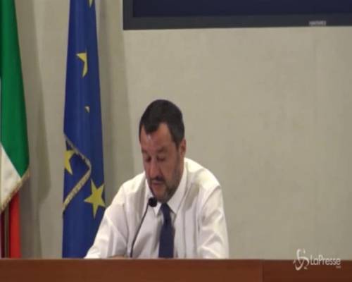 Autonomia, Salvini: "Per i pessimi politici del Sud non sarà possibile dire che è colpa di altri"