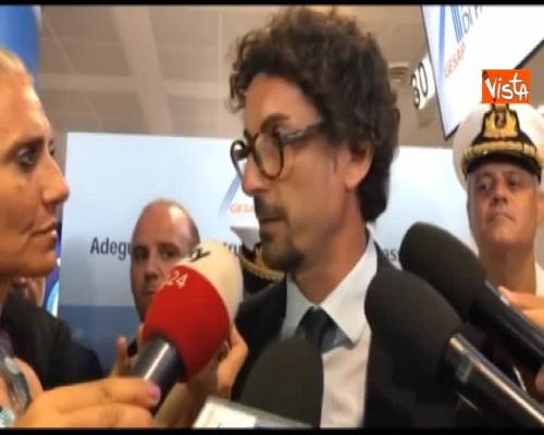 Bibbiano, Toninelli: "Fatti vergognosi, ma politica non deve entrare"