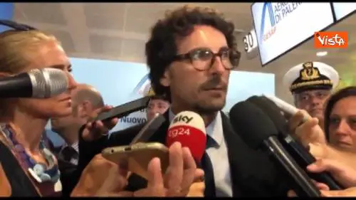 Caos ferrovie, Toninelli: "Io in aula? Si chieda prima a Salvini su responsabili" 