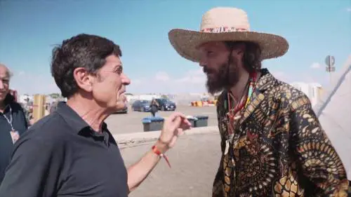 Gianni Morandi super ospite al Jova Beach Party