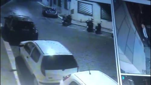 Roma, due uomini in fuga: sono i killer del carabiniere?