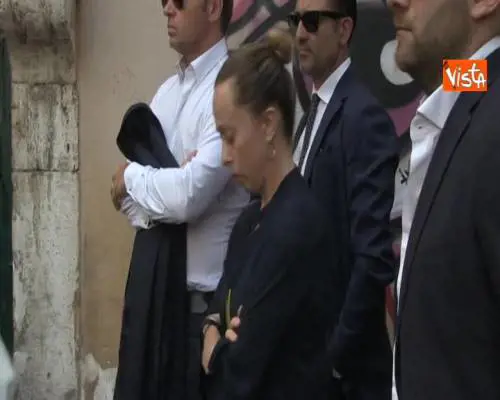 Carabiniere ucciso, Meloni in fila per la camera ardente