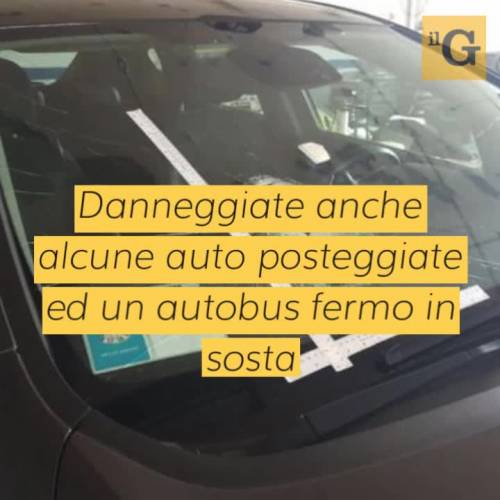 Ghanese grida "Allah Akbar" e si scaglia contro i passanti