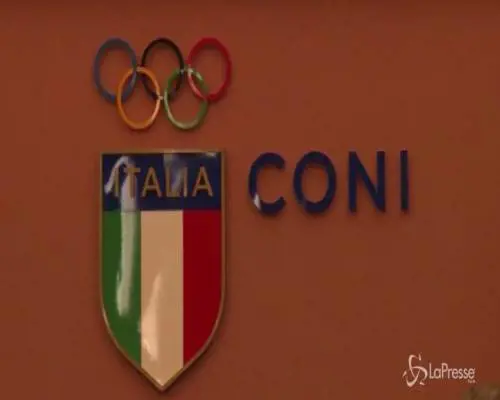 Olimpiadi, il Cio avverte l'Italia: "Coni a rischio sospensione"