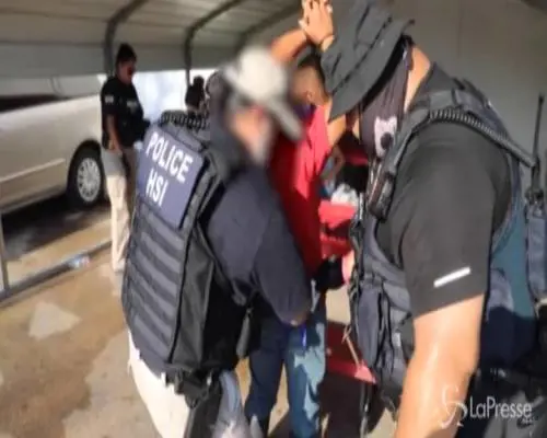 Usa, maxi raid anti migranti: 680 arresti in Mississipi