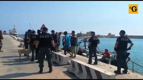 Lo sbarco a Porto Empedocle