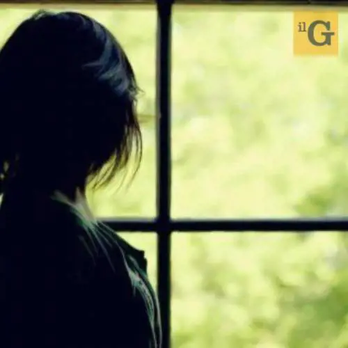 Sassuolo, botte a 27enne che fugge col neonato: denunciato magrebino