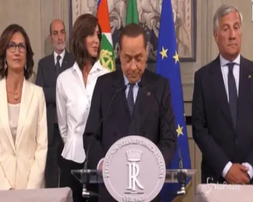 Berlusconi: "Governo Pd-M5s soluzione sbagliata, si torni alle urne"