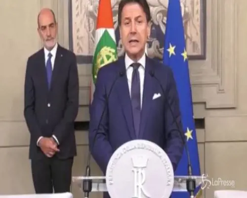 Conte: "Fase delicata per il Paese"