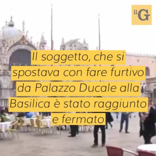 Guineano reagisce a controlli e ferisce militare prendendolo a morsi: arrestato