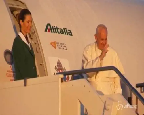 Il Papa partito per l'Africa: prima tappa in Mozambico