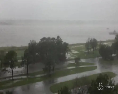 Dorian, il South Carolina sferzato dalle piogge