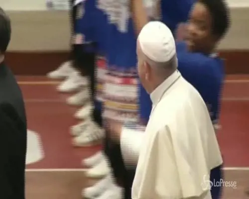 Mozambico, il Papa incontra i giovani a Maputo