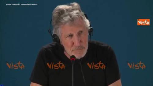 Migranti, il monito di Roger Waters: "Non vengono per rubarvi la pizza"