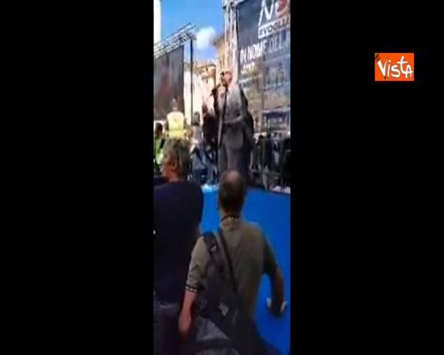 Fratelli D’Italia in piazza Montecitorio contro il governo giallo-rosso 
