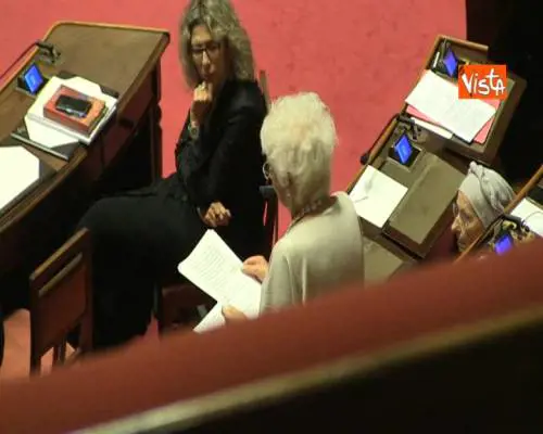 Governo, Segre: “I richiami religiosi dei politici mi ricordano il Gott mit uns nazista”