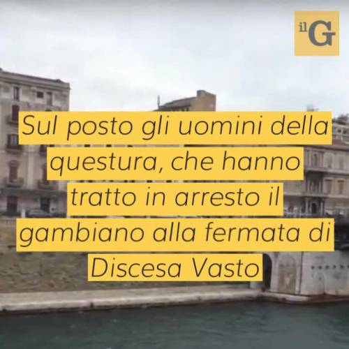 Botte contro l'autista che gli chiede il biglietto: gambiano in manette