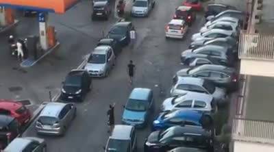 I parcheggiatori abusivi fuori lo stadio San Paolo di Napoli