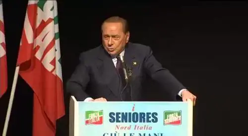 Berlusconi: "Oggi al governo ci sono quattro sinistre"