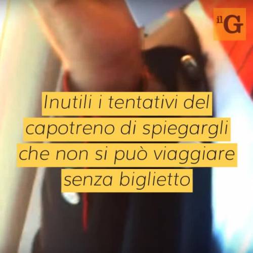 Sorpreso senza biglietto, minaccia capotreno con un coltello: ricercato straniero