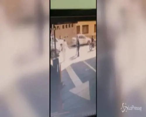 Giù dalla finestra del dentista, la folle fuga dell'ex senatrice colombiana