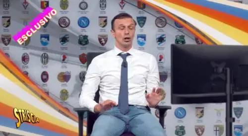 Striscia, nuovo deep fake. Massimiliano Allegri al vetriolo sulla Juve: "I bianconeri anaffettivi e bugiardi"