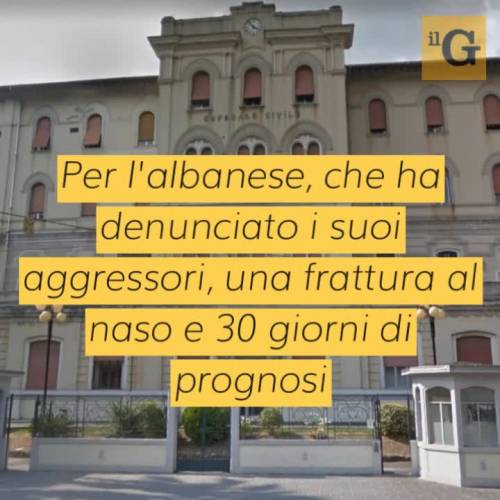 Baby gang lo scambia per un'altra persona: 17enne pestato finisce in ospedale