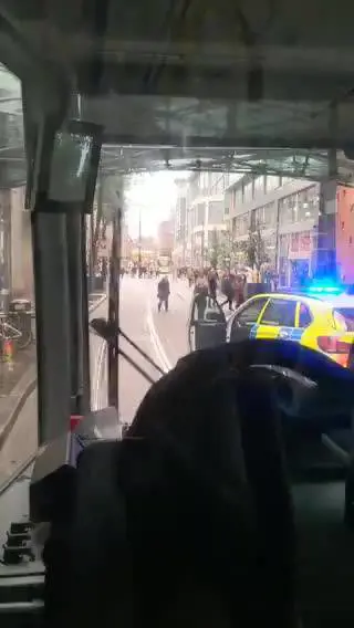 Manchester, accoltellamento in centro commerciale: fermato un sospetto