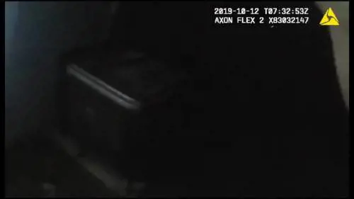 Texas, poliziotto spara ad una 28enne