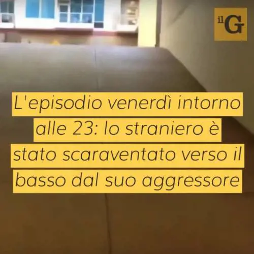 Pusher gambiano lanciato dal muretto: si schianta dopo un volo di 2 metri