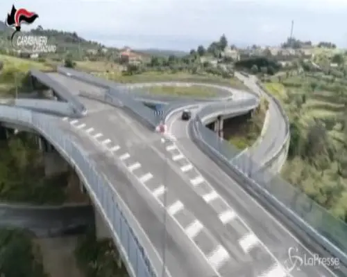 'Ndrangheta, 17 arresti nel Catanzarese