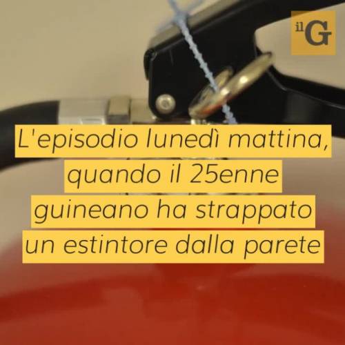 Con estintore scatena panico in tribunale e provoca danni, arrestato guineano